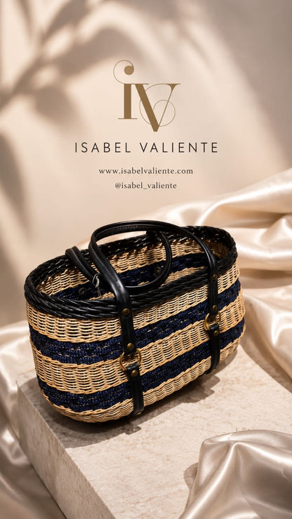 Bolso mimbre negro y azul