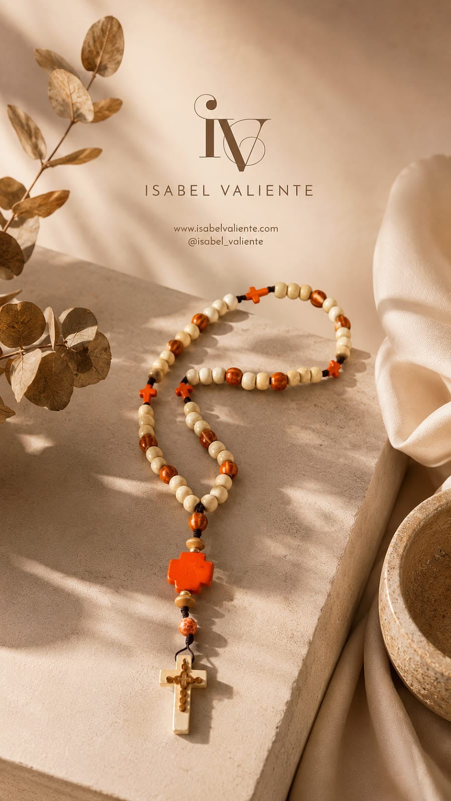 Rosario madera piedra y cerámica